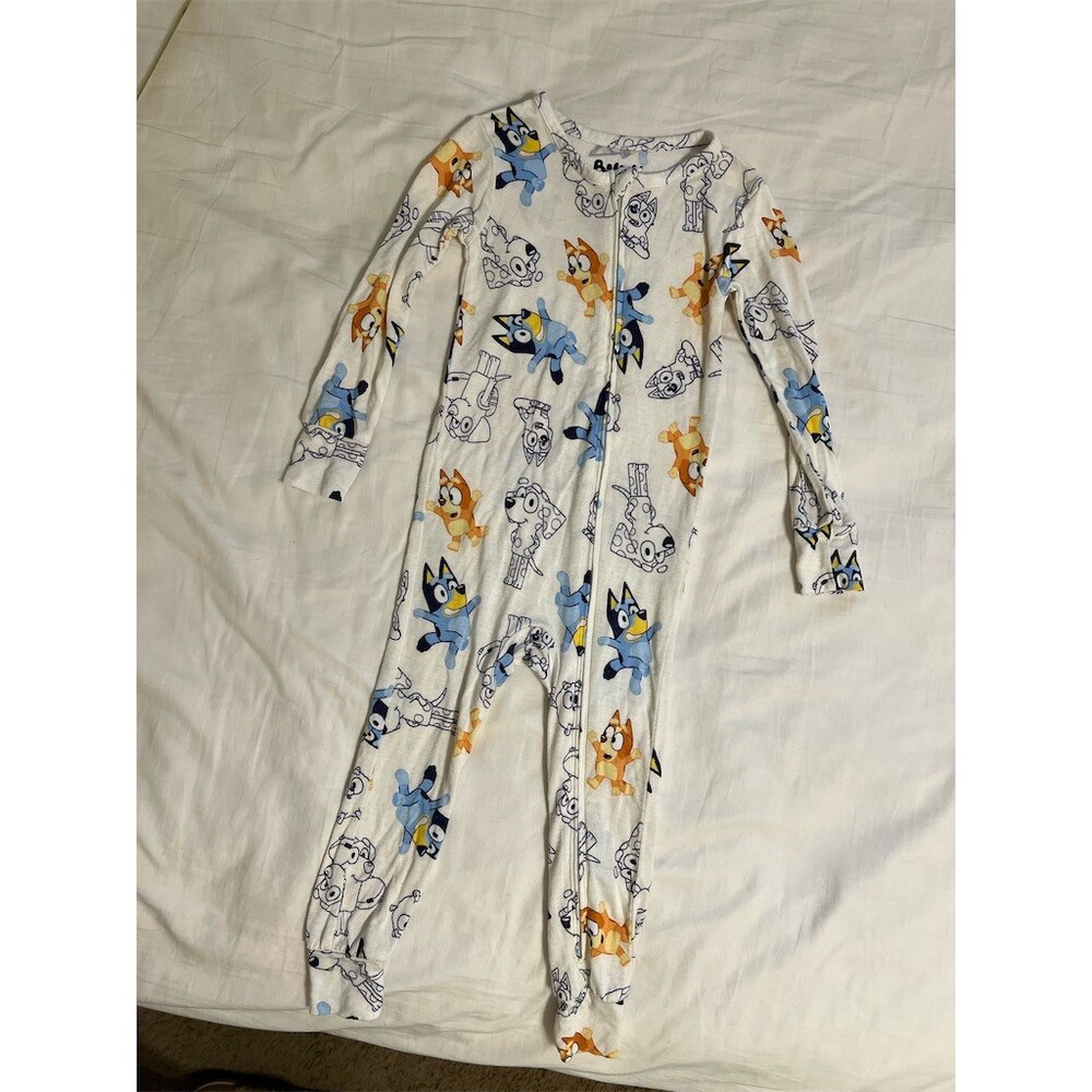 Bluey Toddler One-Piece Full-Zip Pajama Sleeper 2T White Bluey & Bingo